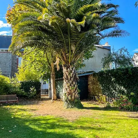 Holiday home Ancienne Poste Du Village *